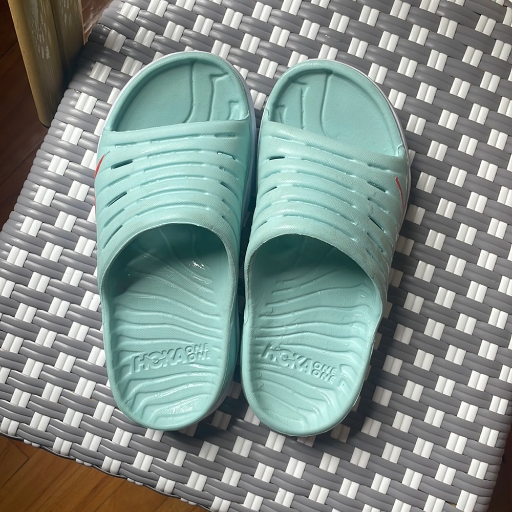 HOKA recovery Slides women’s size 7